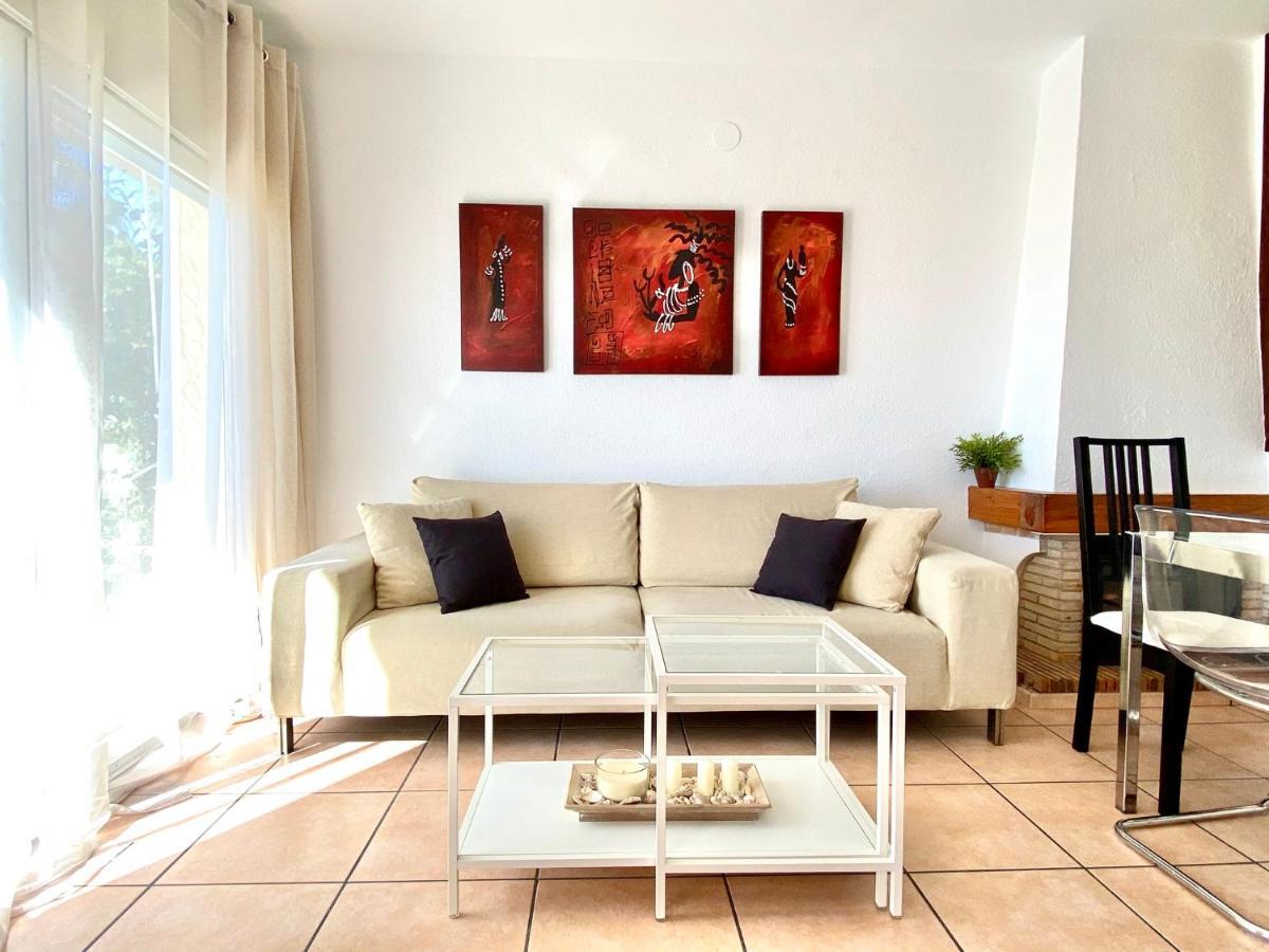 House In Front Of The Beach With Sea View Cambrils Eksteriør billede